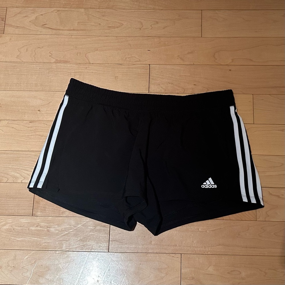 Black Adidas Aeroready shorts (medium) - Picture 1 of 2
